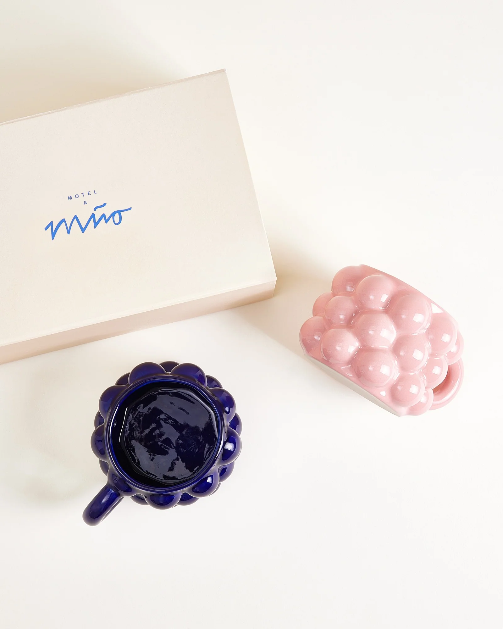 MaM x Patrick Vogel Geschenk-Set Tasse groß rosa dunkelblau 3-teilig - Image 2