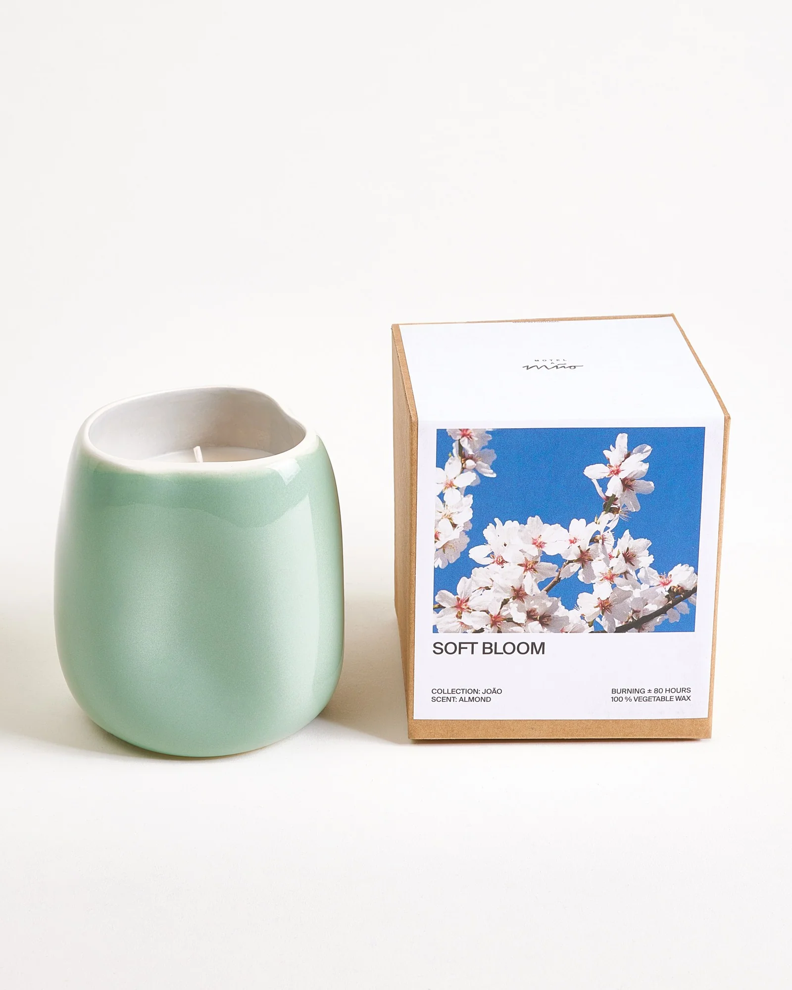 João Duftkerze Soft Bloom salbei hellblau