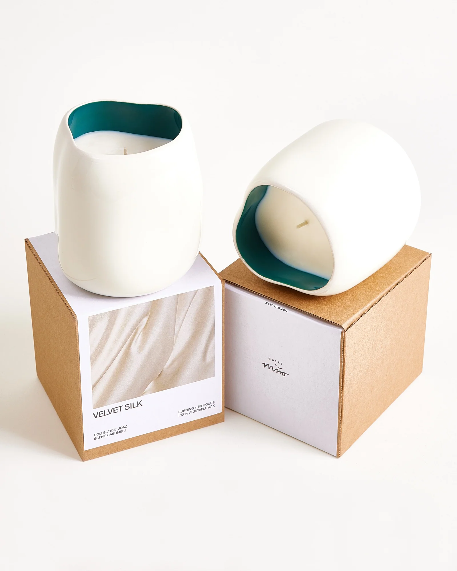 João Duftkerze Velvet Silk sand dunkelgrün - Image 3