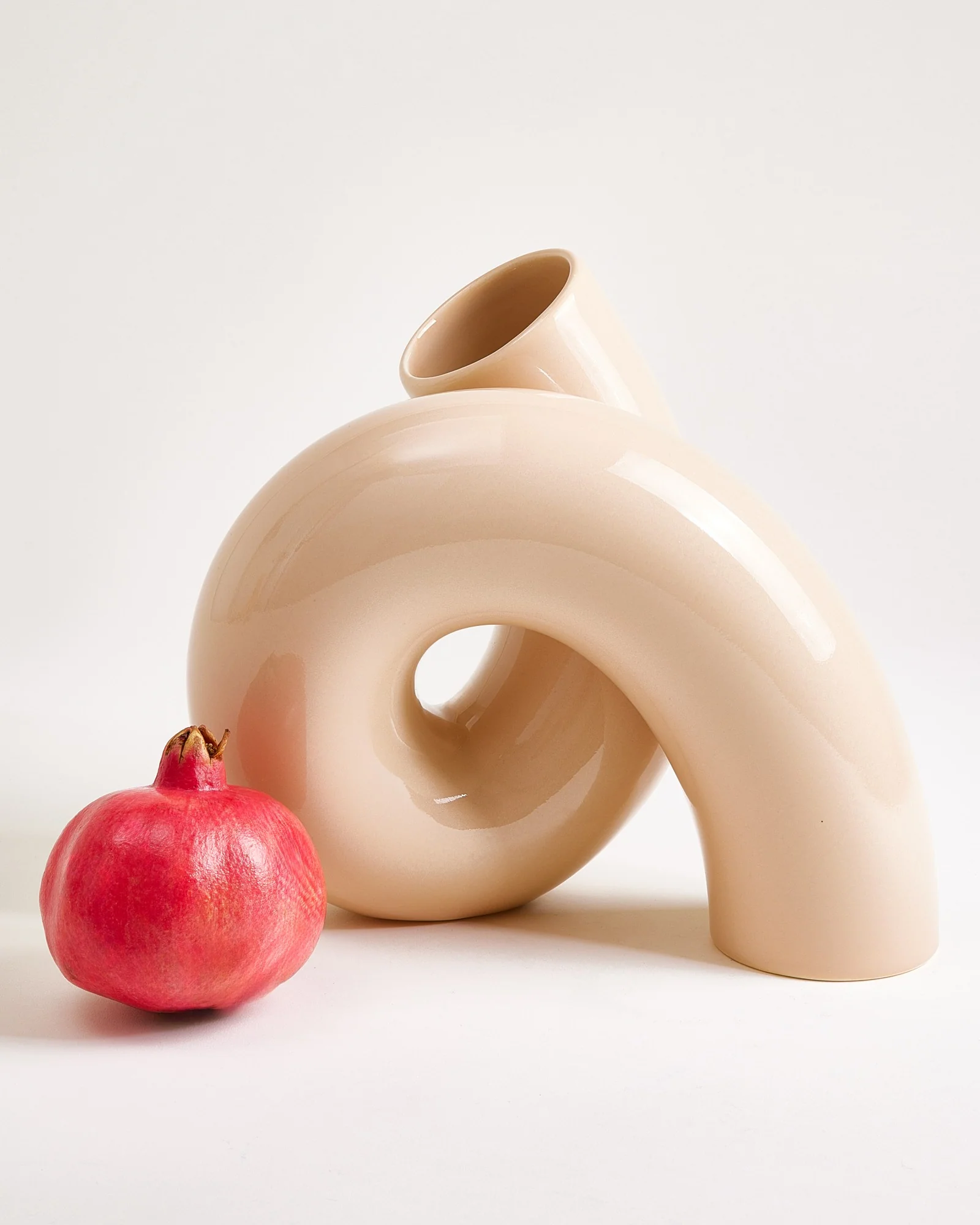MaM x Ju Schnee Vase L cappuccino - Image 3