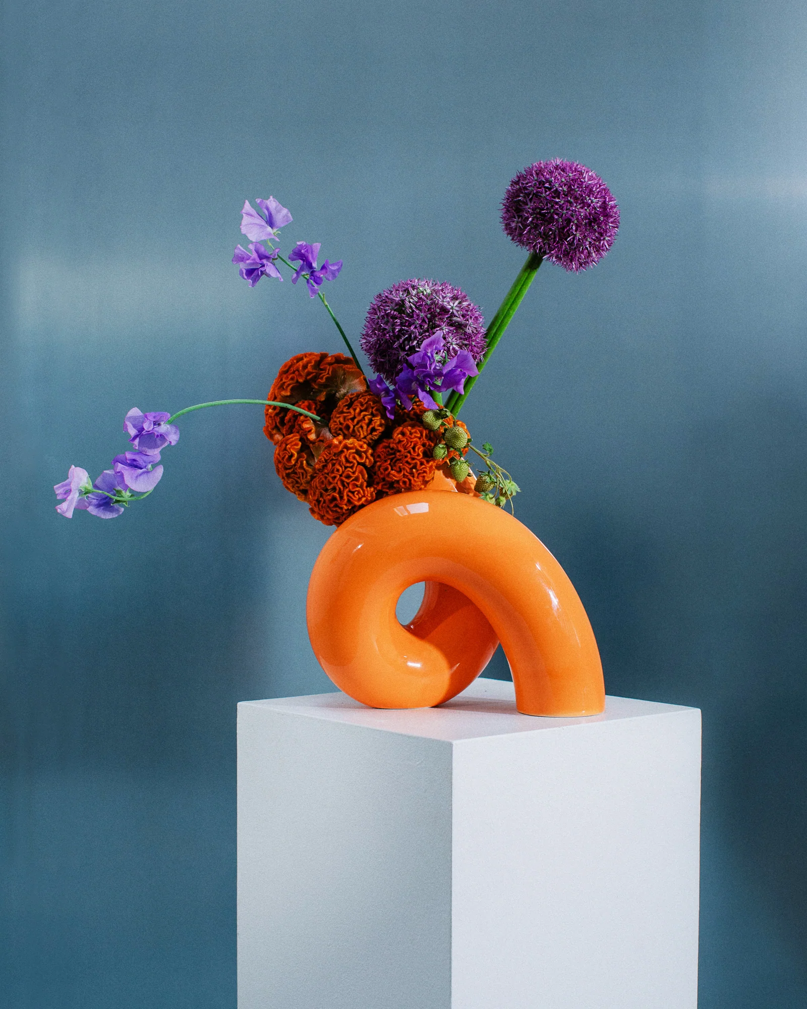 MaM x Ju Schnee Vase L orange - Image 2