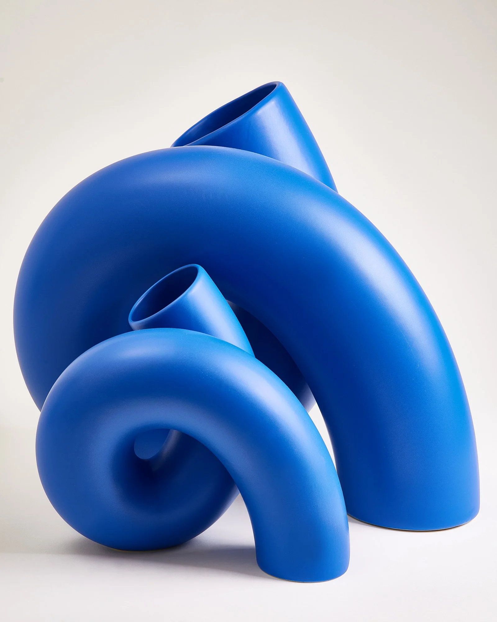 MaM x Ju Schnee Vase L blau - Image 7