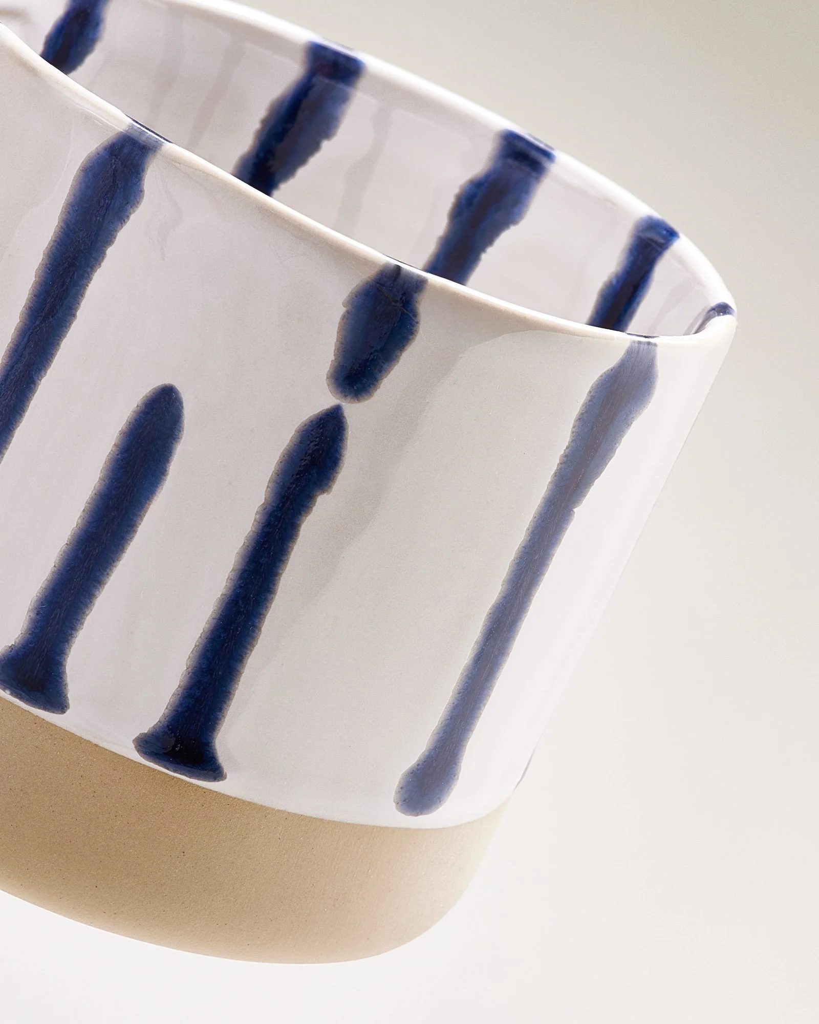 Nódoa Tasse groß gestreift weiß blau - Image 3