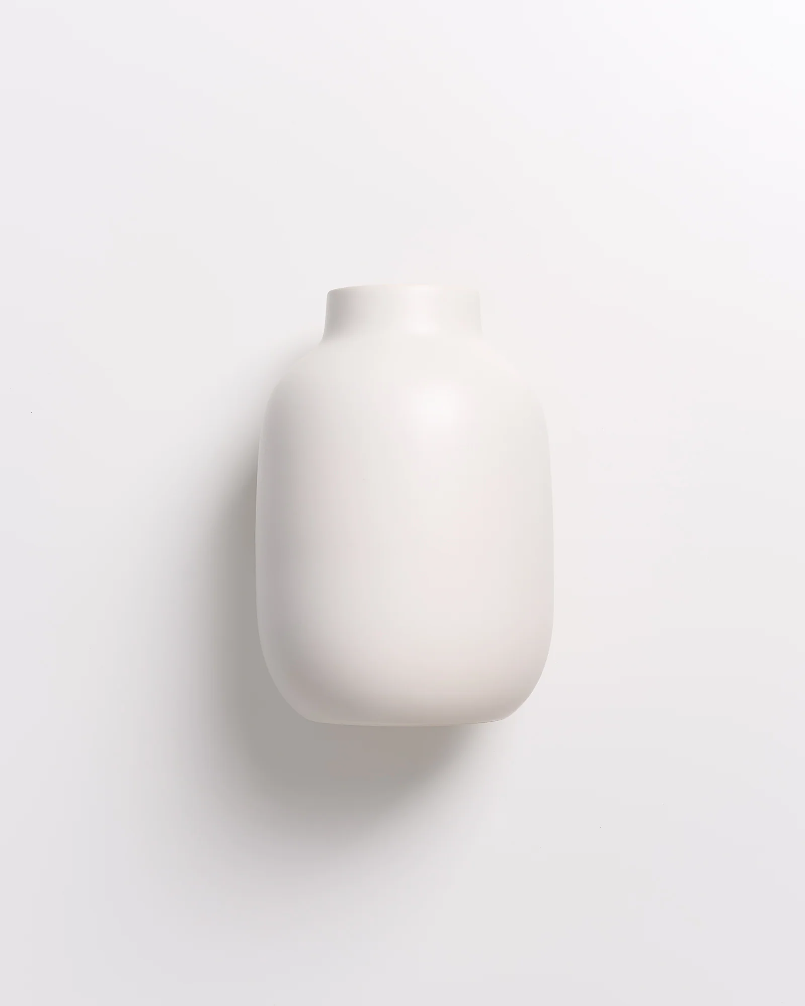 Nuno Vase M matt sand - Image 6