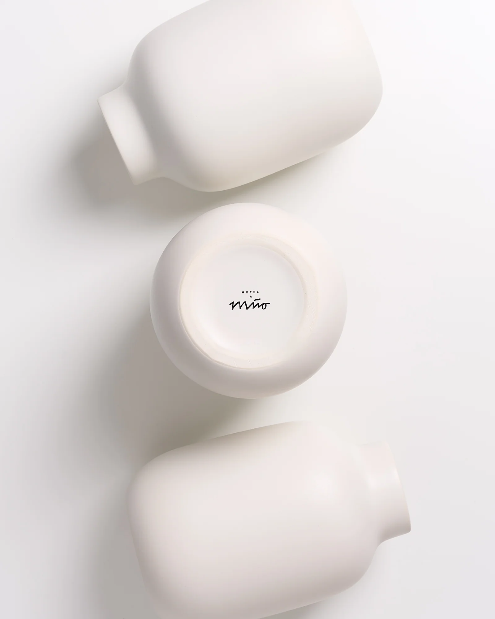 Nuno Vase M matt sand - Image 7