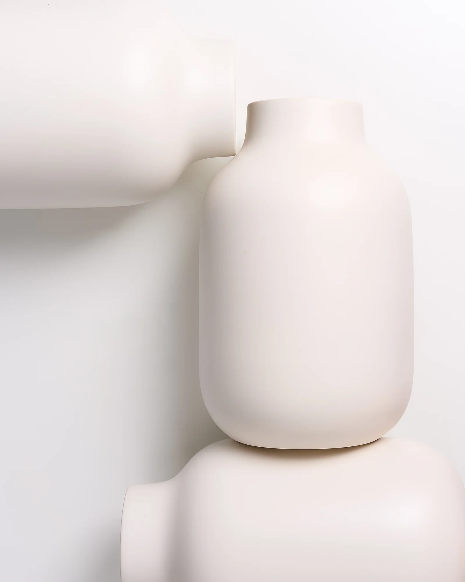 Nuno Vase L matt sand - Image 6