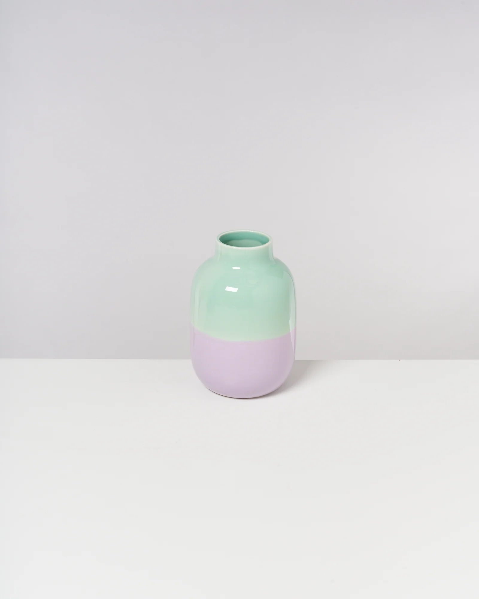 Nuno Vase M mint lila